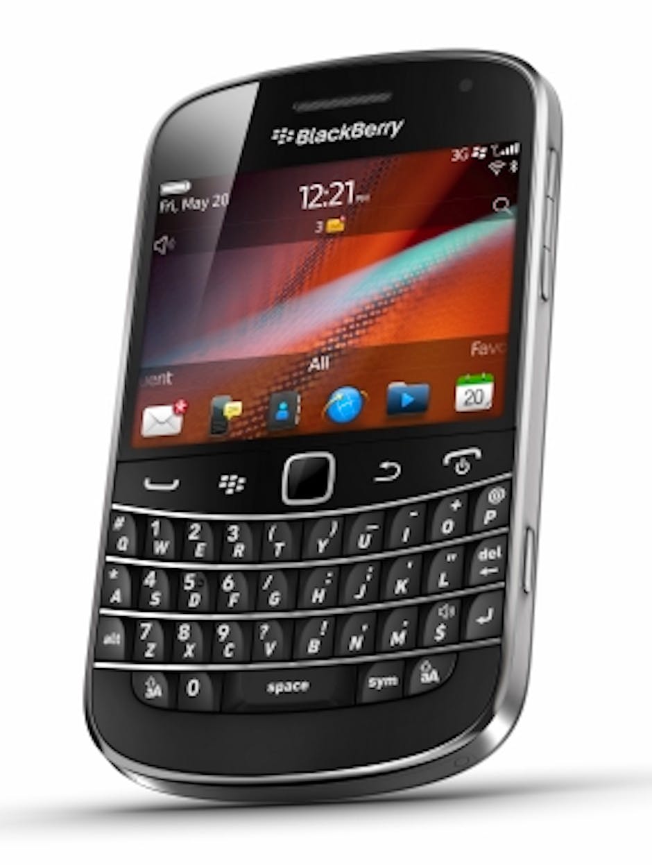 BlackBerry Bold 9900 UK release date finally revealed