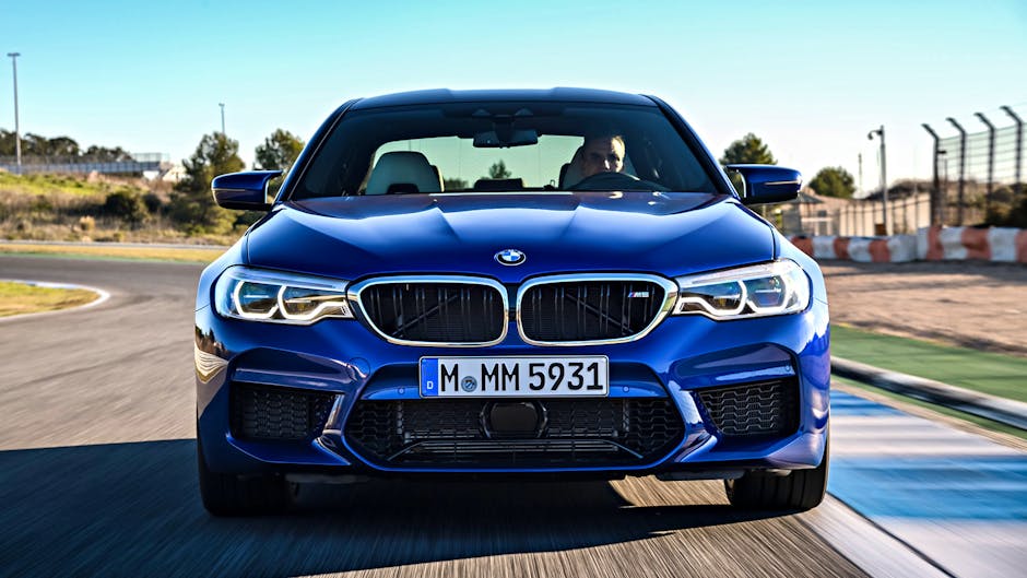 2018 BMW M5 F90 on track