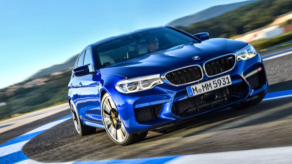 2018 BMW M5 F90 twin-turbo V8