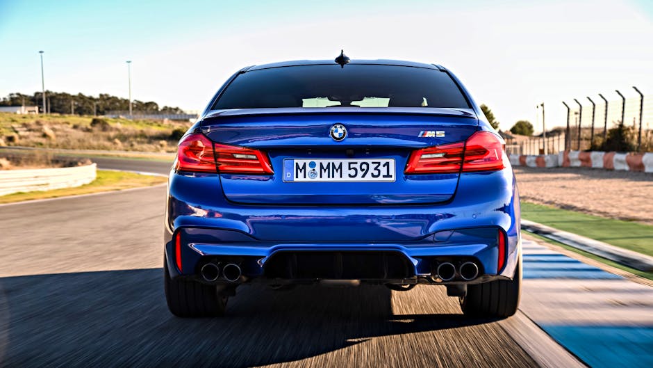 2018 BMW M5 F90 in blue