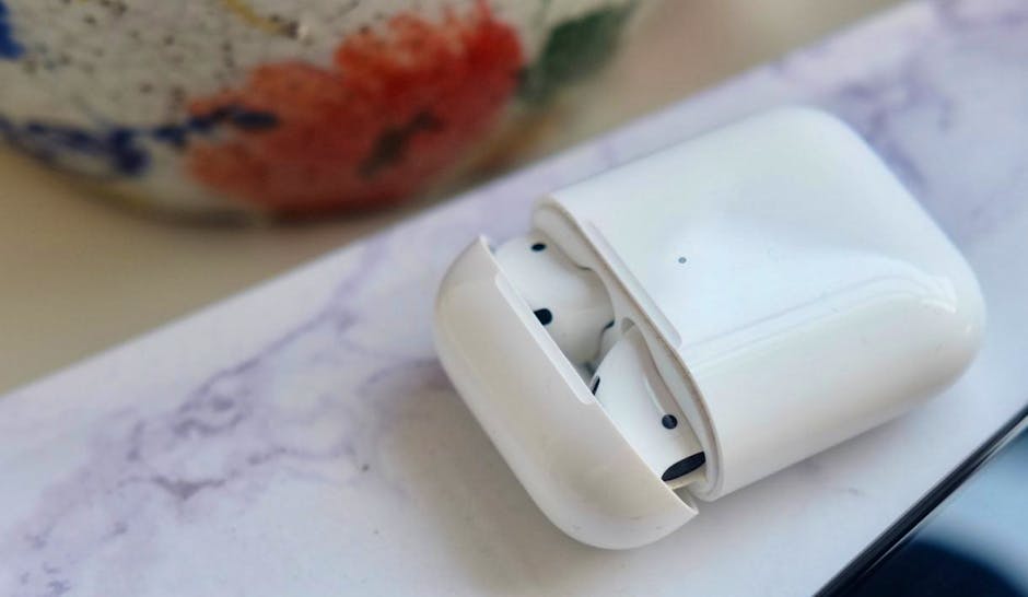 airpods-1-1-1220x813