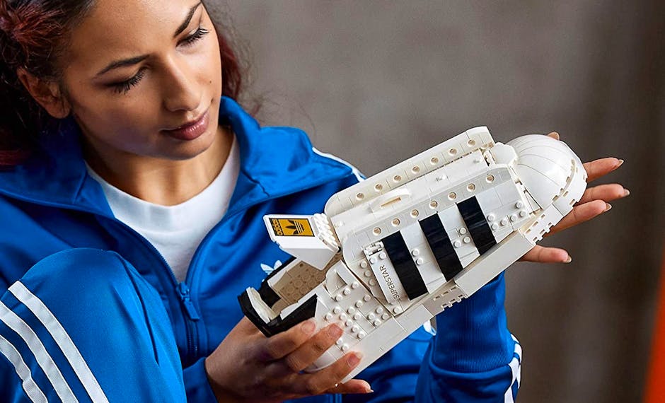lego adidas superstar