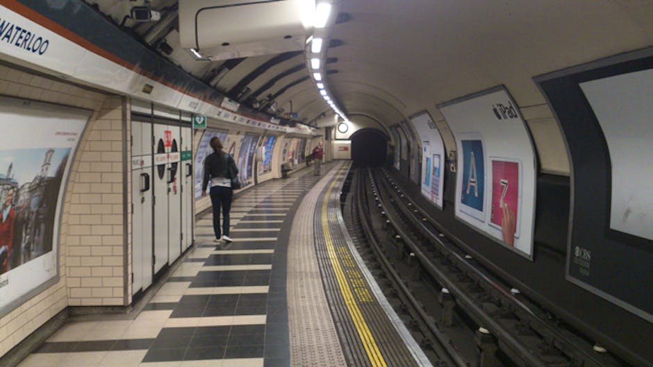 o2-customers-arriving-on-virgin-media-london-underground-wifi-network