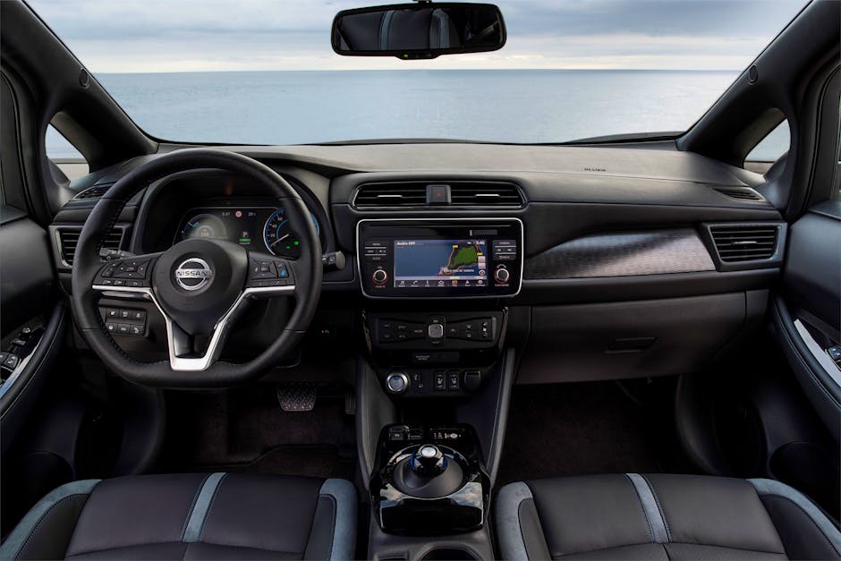2018 Nissan Leaf interior with Apple CarPlay and Android Auto