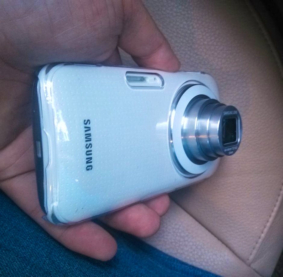 Samsung Galaxy Zoom 2