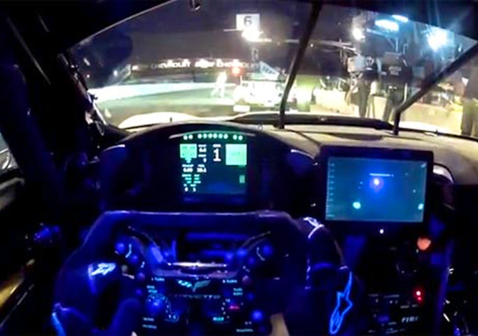 Rear-facing radar system keeps race cars from crashing | Recombu