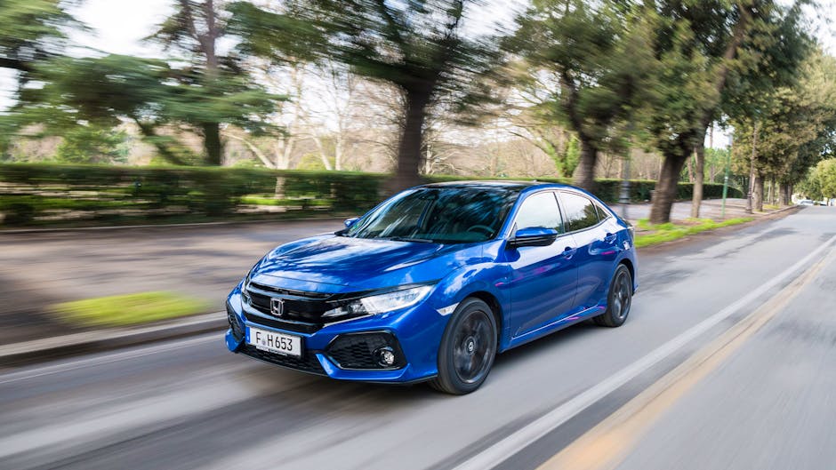 2018 Honda Civic 1.6 i-DTEC diesel from the front on-road