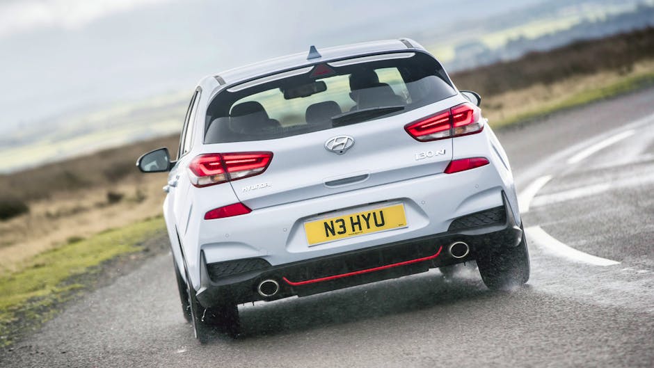 Hyundai i30 N Performance slide in the wet (oooh, matron)