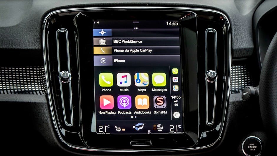 Volvo XC40 Apple CarPlay and Sensus infotainment system